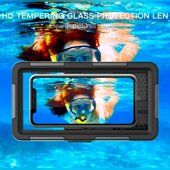 Universal Waterproof Phone Case for Most Samsung Galaxy and iPhones - Picture 3 of 6